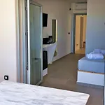 Lovely Hot-l 4* Fira (Santorini)