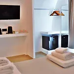 Hotel Lovely Hot-l 4*