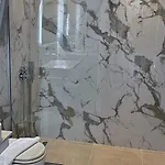 Hotel Lovely Hot-l