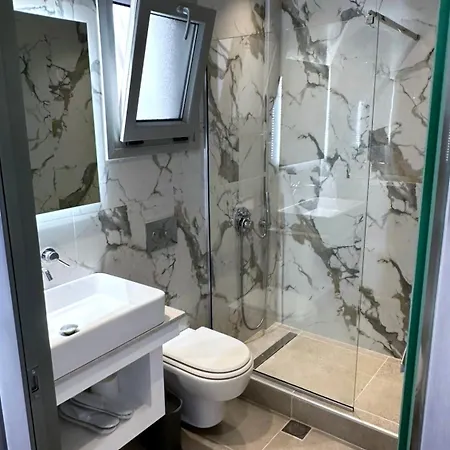 Lovely Hot-l 酒店 费拉