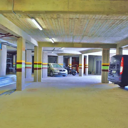 Lovely Hot-l Hotel 4*