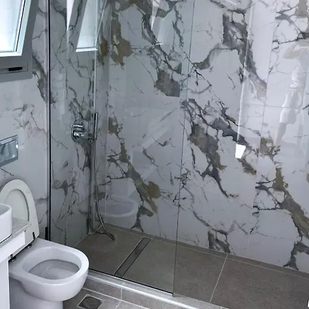 Lovely Hot-l 酒店 费拉