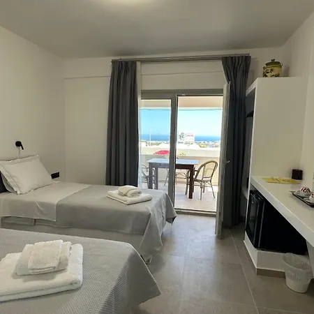 Hotel Lovely Hot-l 4*
