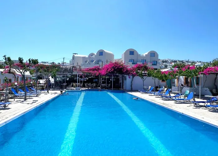 Lovely Hot-l 4* Fira (Santorini)