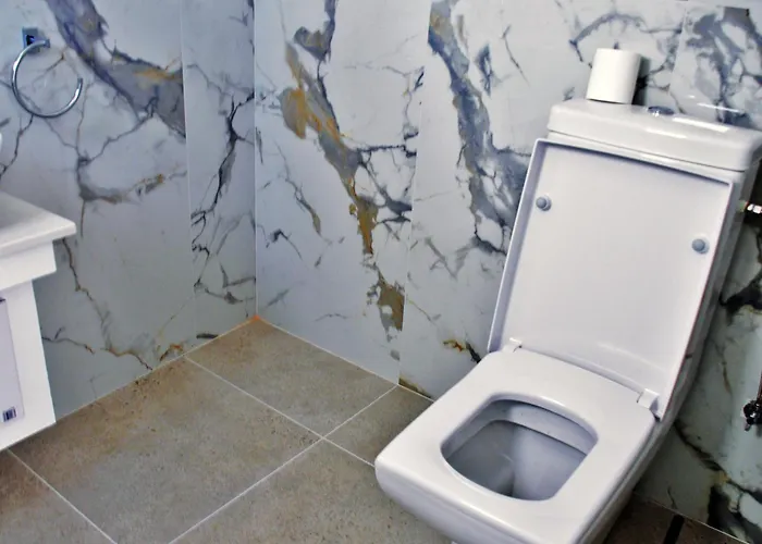 Hotel Lovely Hot-l 4*