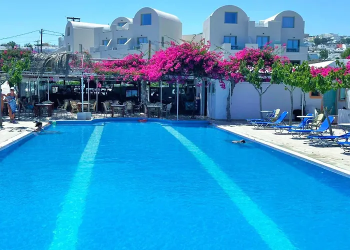 Lovely Hot-l Hotel Fira (Santorini)