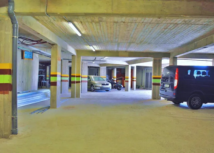 Lovely Hot-l Hotel 4*