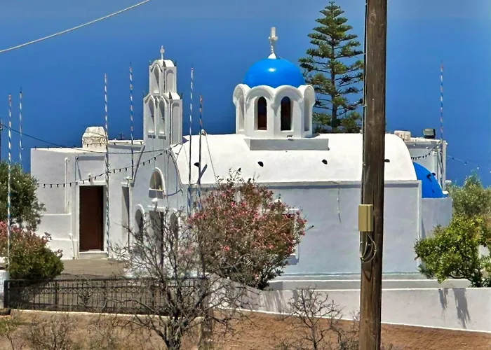 Lovely Hot-l Hotel Fira (Santorini)