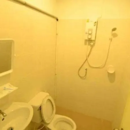 Lovely Hot-l Hotel 4*