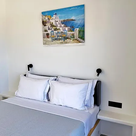 Lovely Hot-l 4* Fira (Santorini)