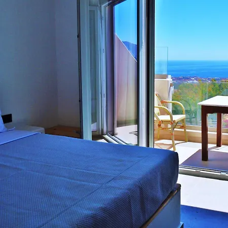 Lovely Hot-l Hotel