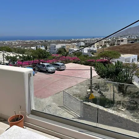 Lovely Hot-l Hotel Fira (Santorini)